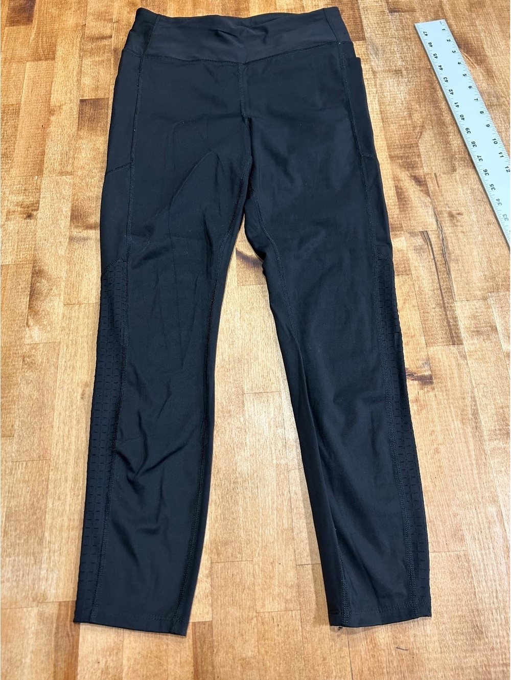 womens Avia Black Athletic Leggings Size M (8-10)